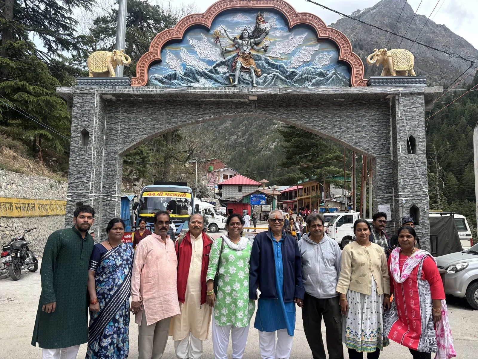 Our yatris at the temple gate on the Gangotri route