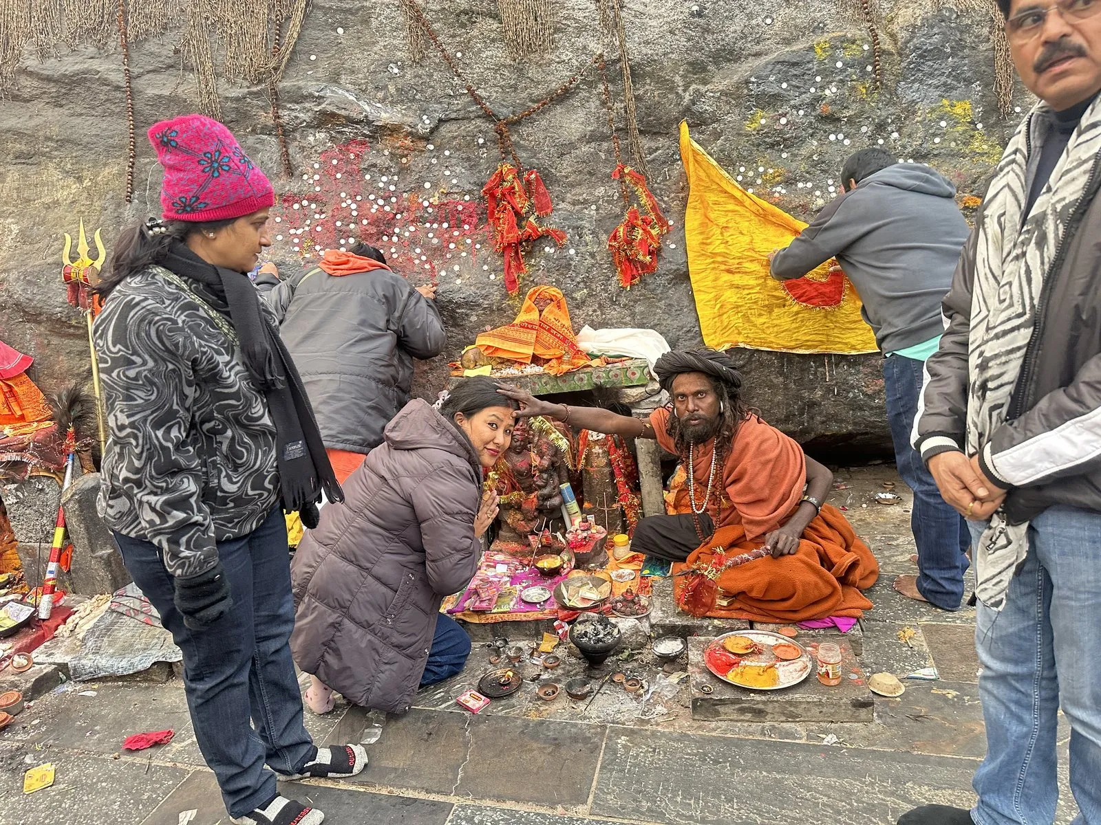 A puja on the Kedarnath trail